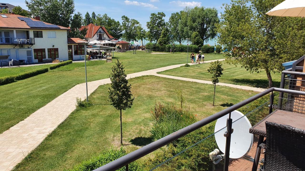 Wellapartman Zamárdi Exteriér fotografie